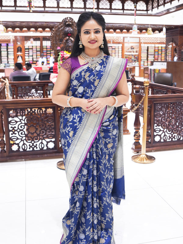 CSM-18437 | Navy  Banaras Kathan Silk Saree