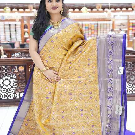 CSM-17452 | Mustard Yellow & Navy Kanchi Kalakshetra pattu Saree