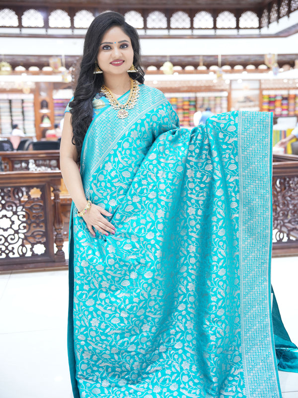 CSM-17477 | Rama Green Soft Khadi Silk Saree