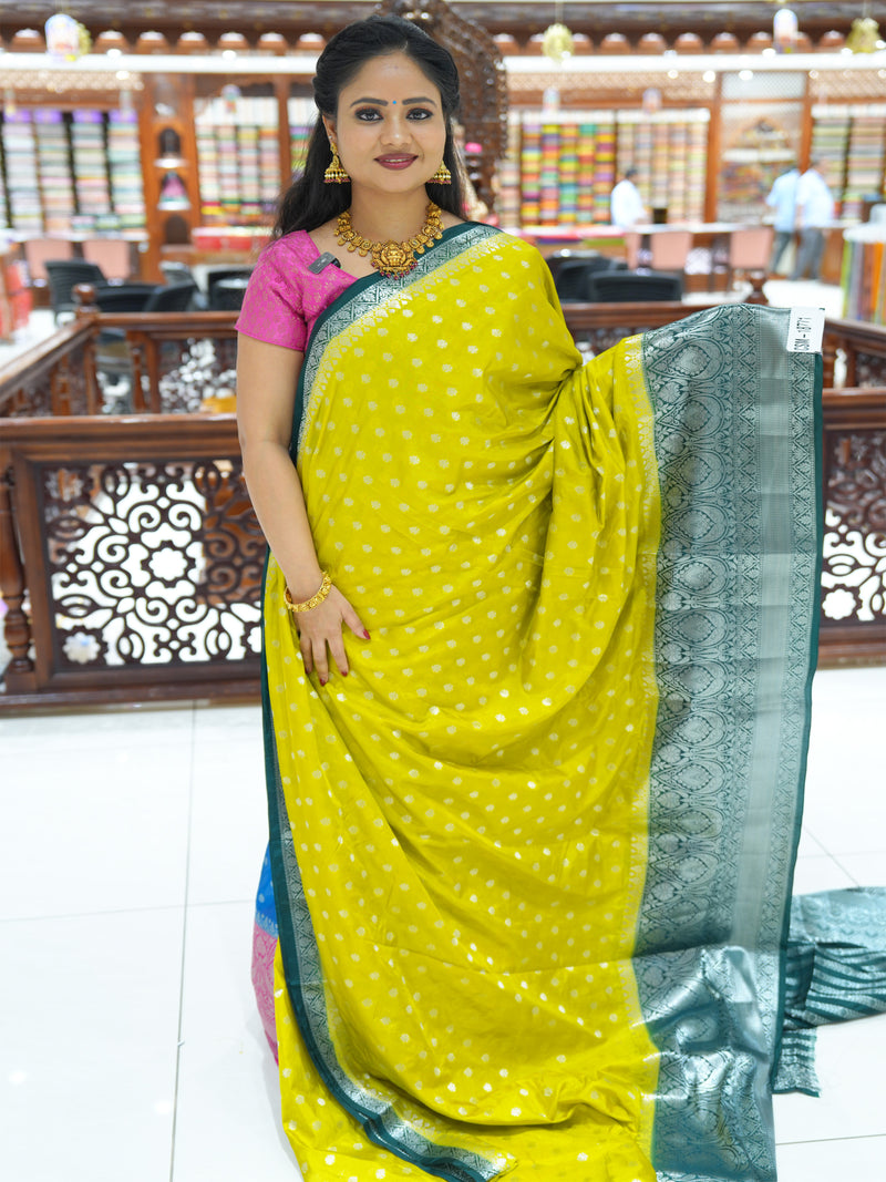 CSM-18771 | Mehandi Green Semi Kathan Silk Saree