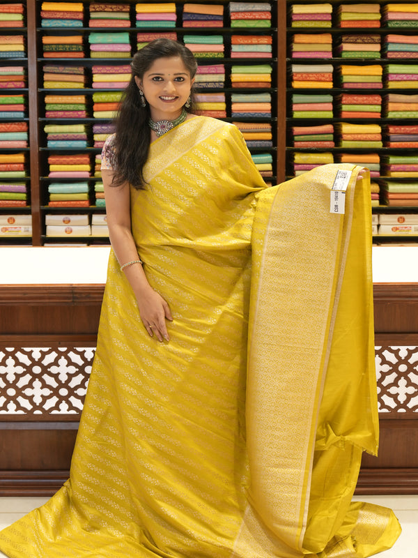 CSM-19410 | Mehandi Green Banaras Saree