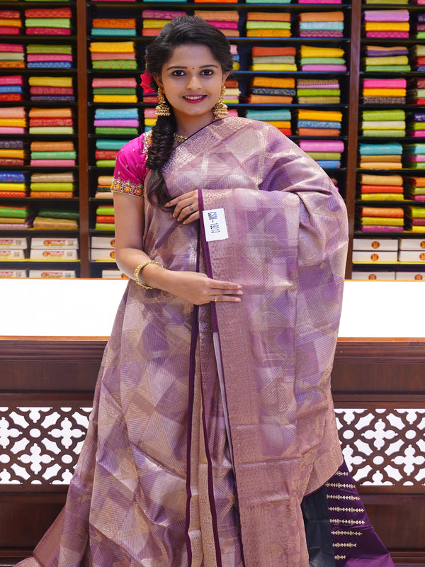 CSM-19213 | Lavender Munga Silk Saree