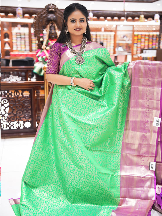 CSM-18018 | Light Green & Purple  Kanchi Pattu Saree