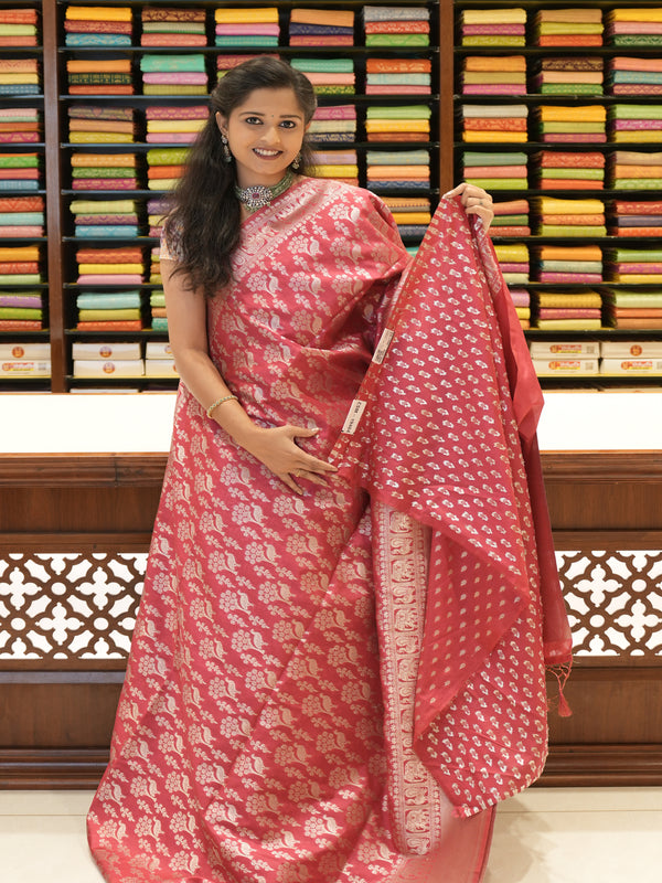 CSM-19404 | Magenta Banaras Saree