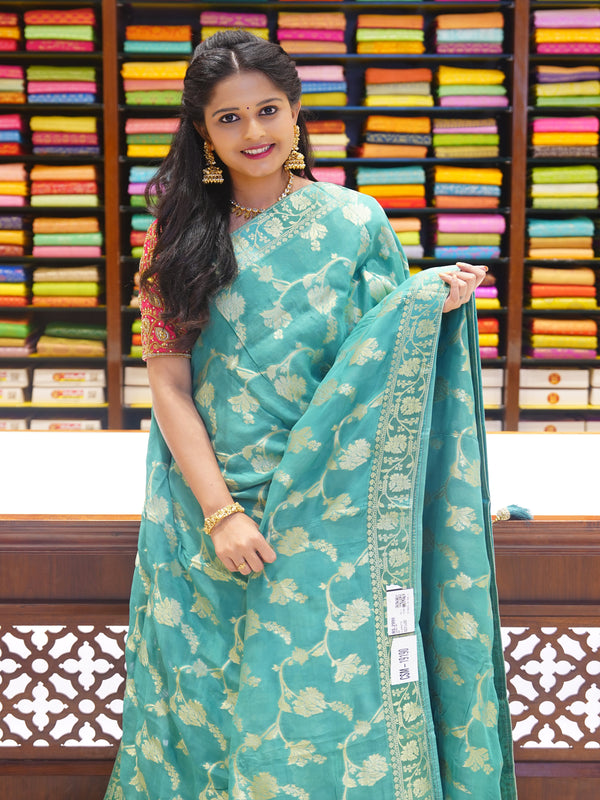 CSM-19190 | Sage Green Kaddi Georgette Saree