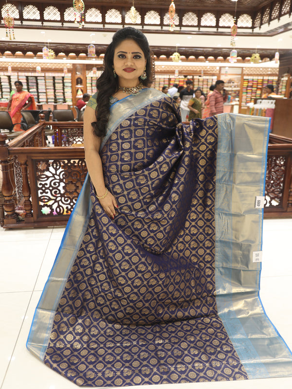 CSM-18403 | Navy & Light Blue Kanchi Pattu Saree