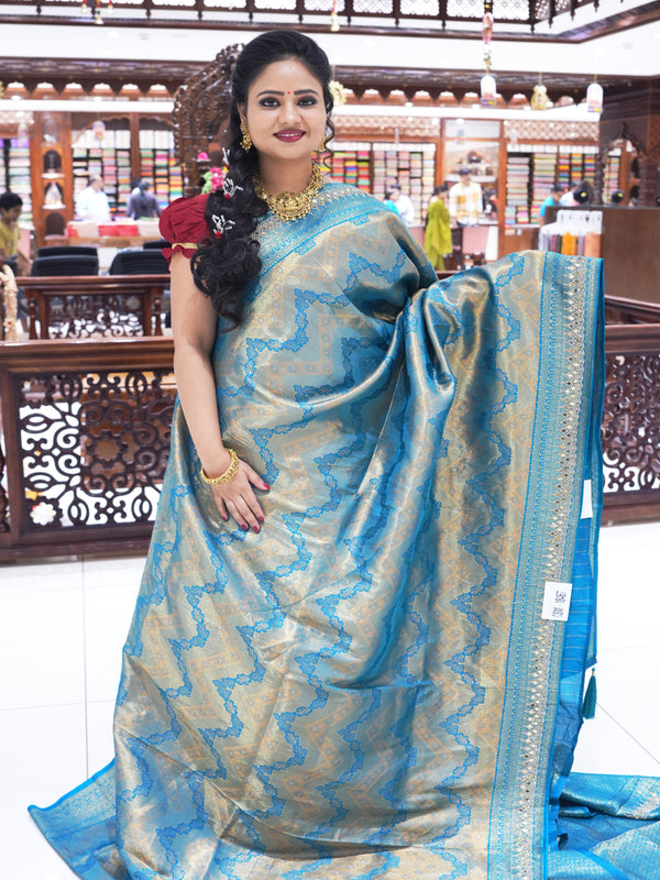 CSM-18467 | Rama Green Banaras Silk Saree