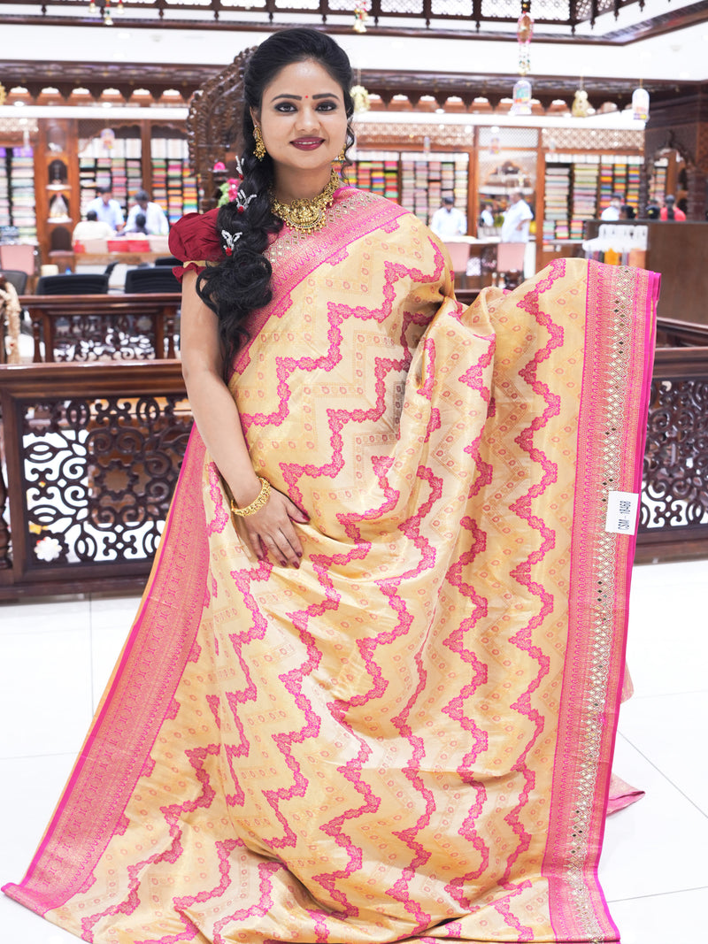 CSM-18468 | Gold & Pink Banaras Silk Saree