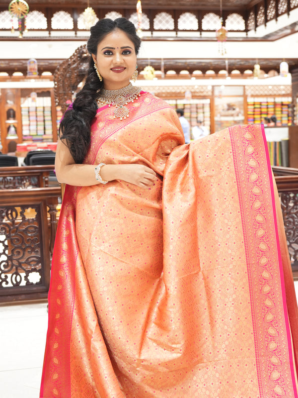 CSM-17802 | Peach  & Magenta Banaras Silk Saree