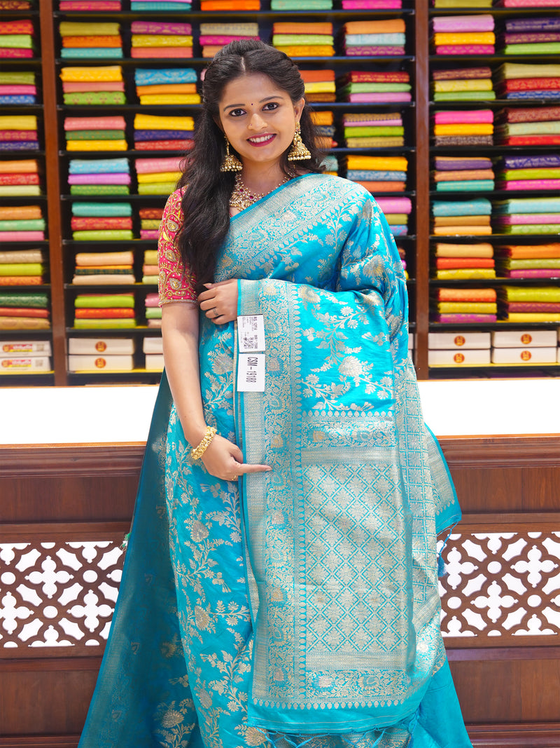 CSM-19188 | Rama Green Banaras Saree