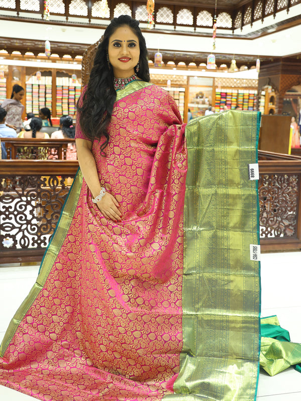 CSM-17895 | Magenta & Green Pure Kanchi Parinaya Pattu Saree