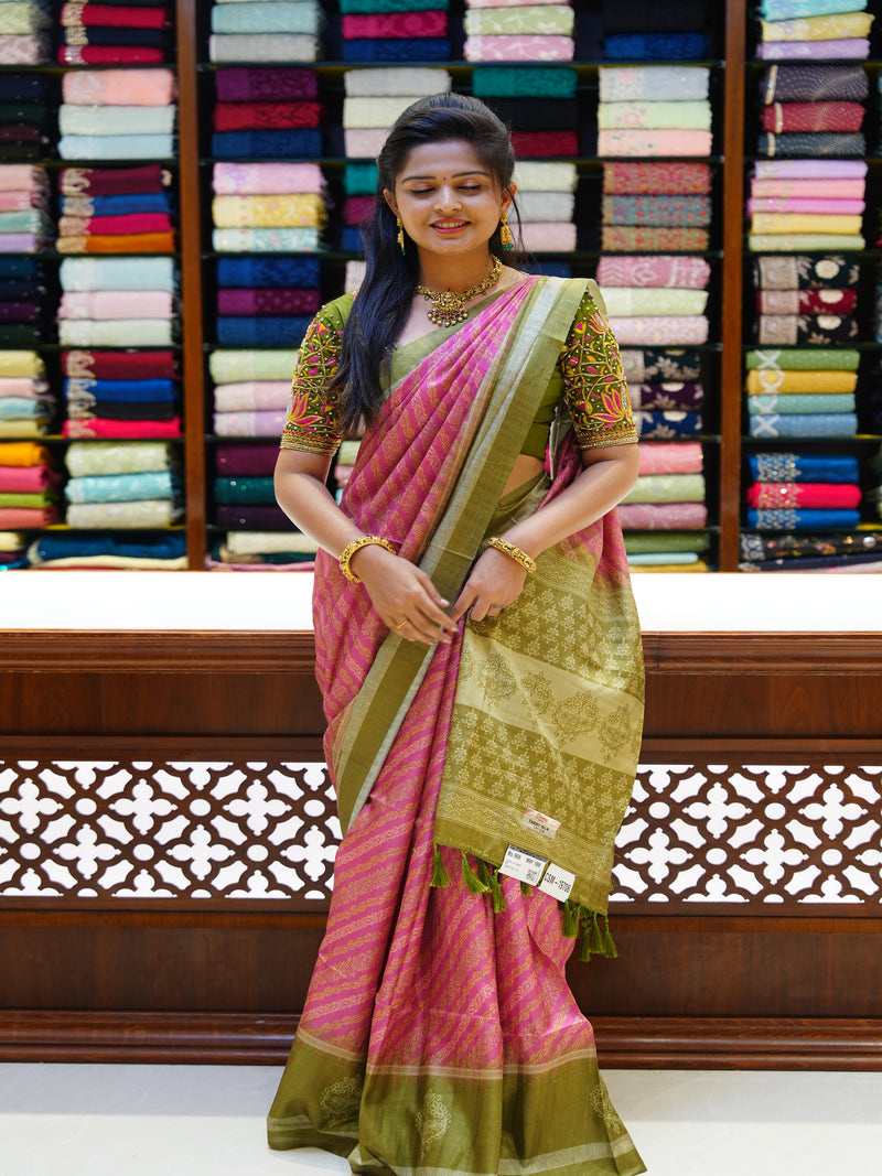 CSM-19706 | Onion Pink Lahariya Saree