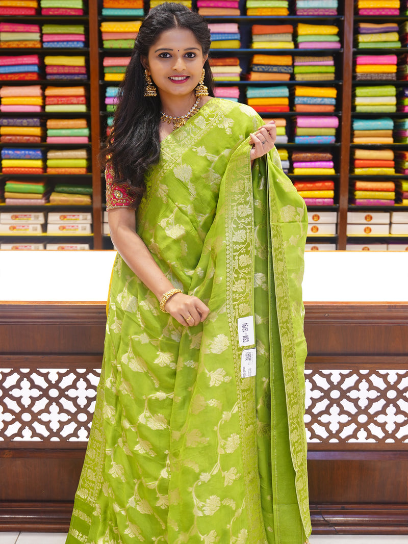 CSM-19194 | Pista Green Kaddi Georgette Saree