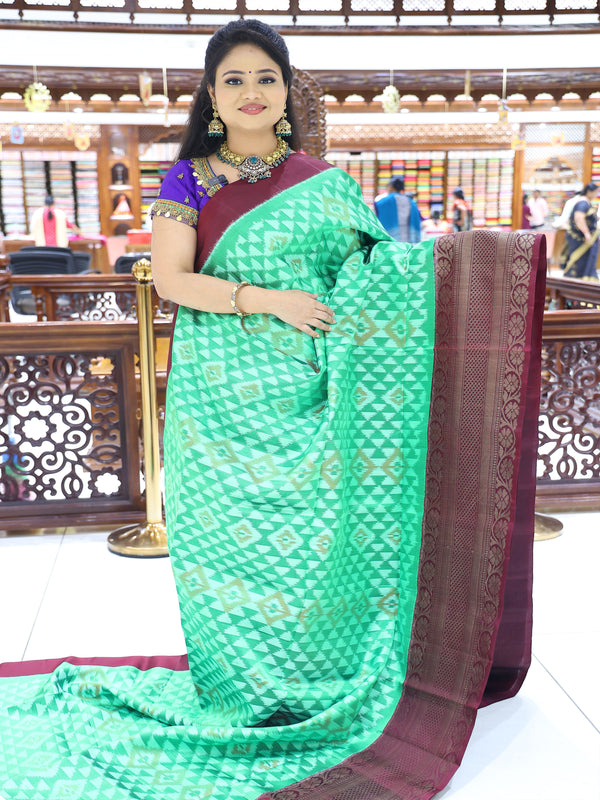 CSM-17299 | Lime Green & Maroon Pochampally Saree